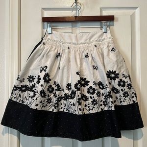 The Children’s Place day/night puffy skirt